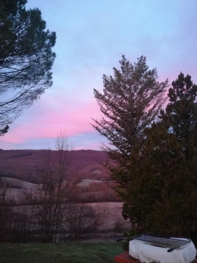 Location De Vacances A Neylis Avec Vue Sur Les Forets Et Les Champs Carla-de-Roquefort Екстер'єр фото
